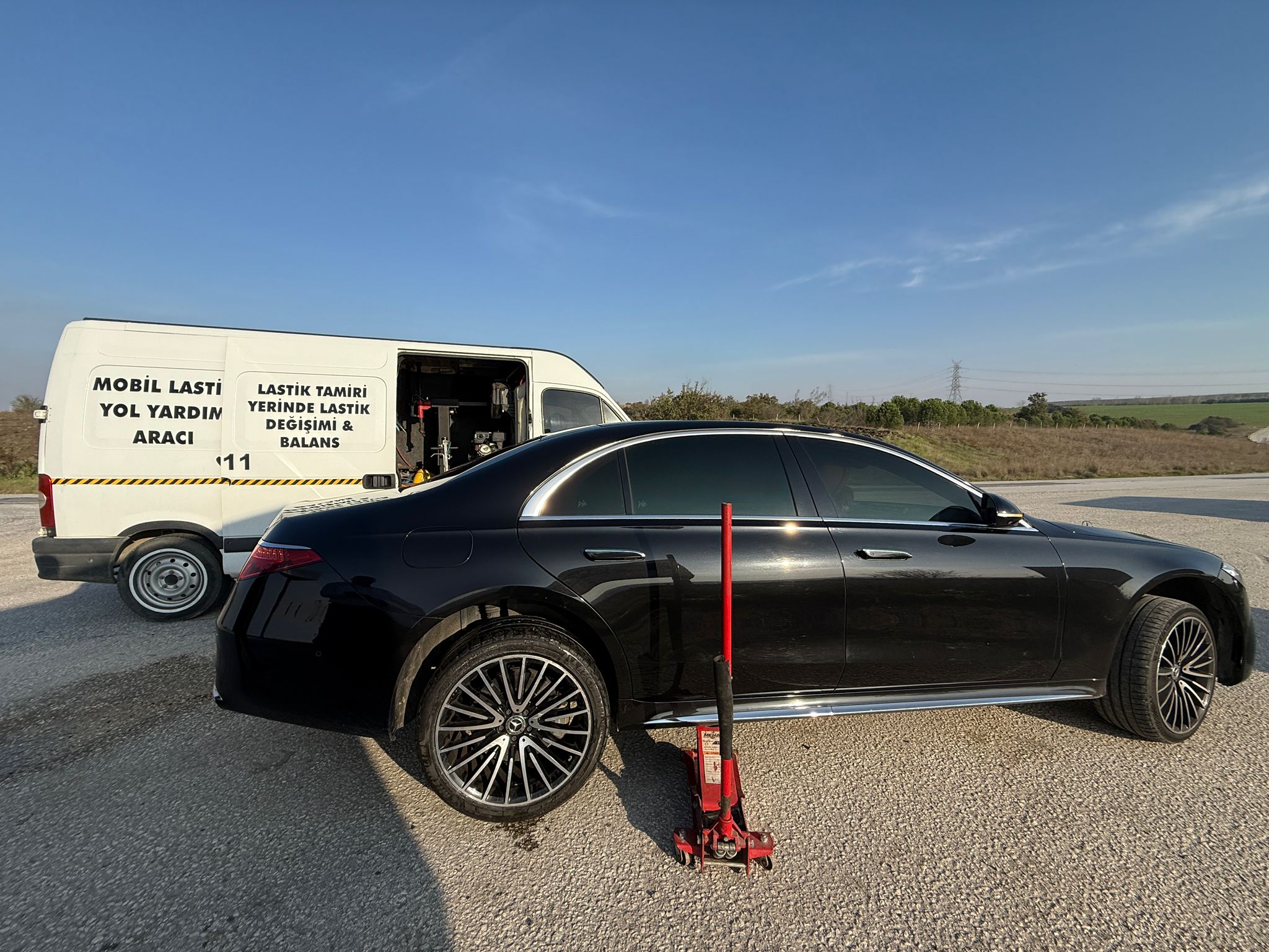 Lüks Araç Lastik Tamiri